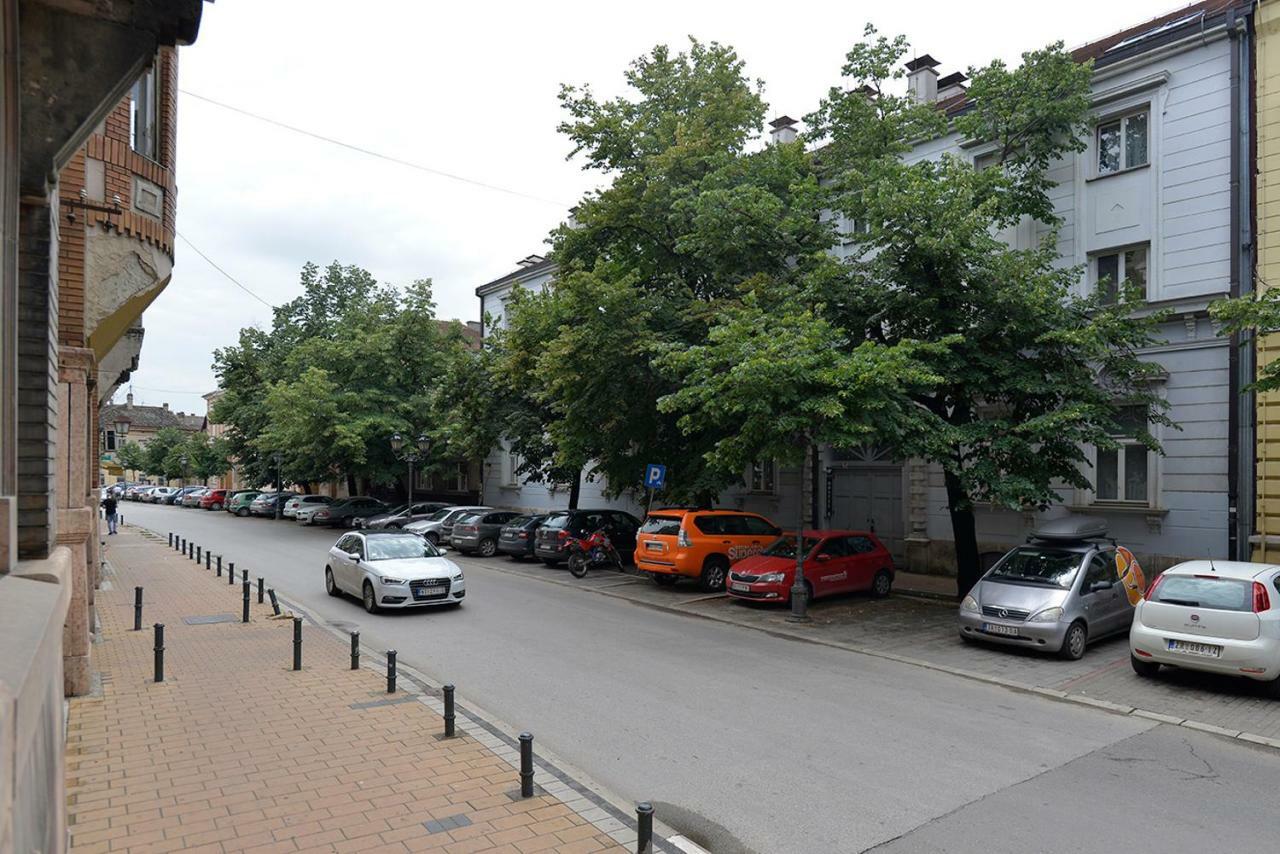 Hostel Flow House Centar Novi Sad Exterior photo